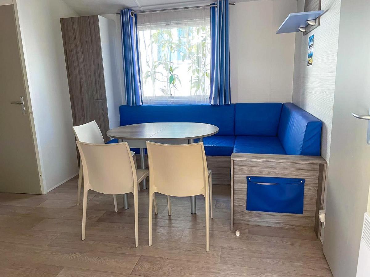 3 Bedroom Chalets Camping Lei Suves - Joycasa รอกเกอบรูน-ซูร์-อาร์ฌ็องส์ ภายนอก รูปภาพ