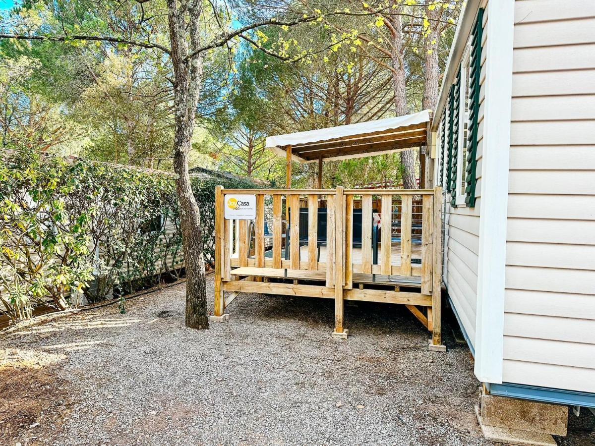 3 Bedroom Chalets Camping Lei Suves - Joycasa รอกเกอบรูน-ซูร์-อาร์ฌ็องส์ ภายนอก รูปภาพ