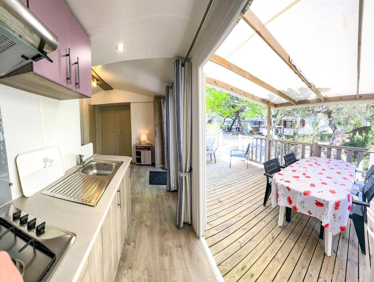 3 Bedroom Chalets Camping Lei Suves - Joycasa รอกเกอบรูน-ซูร์-อาร์ฌ็องส์ ภายนอก รูปภาพ