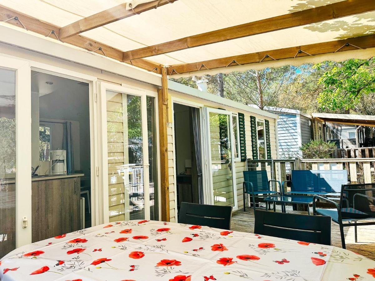 3 Bedroom Chalets Camping Lei Suves - Joycasa รอกเกอบรูน-ซูร์-อาร์ฌ็องส์ ภายนอก รูปภาพ