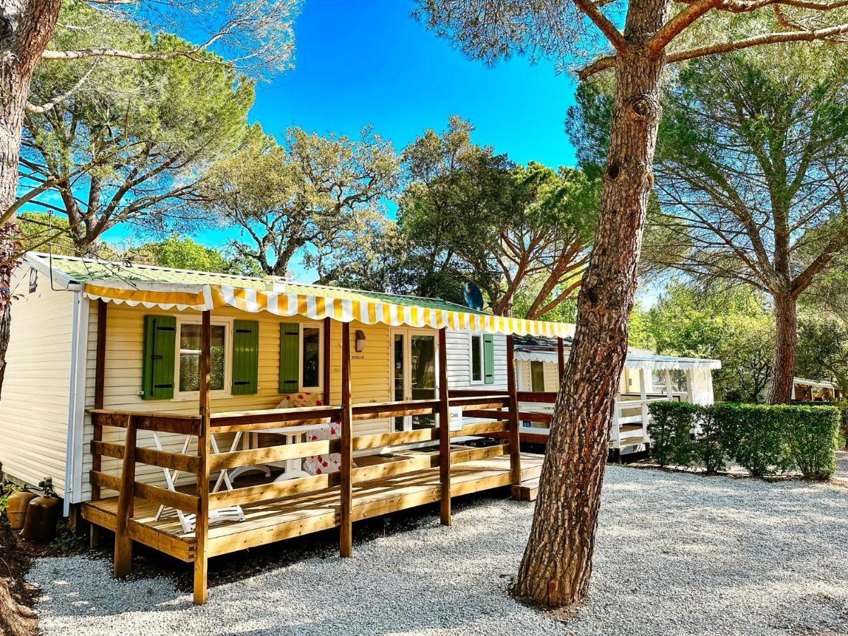 3 Bedroom Chalets Camping Lei Suves - Joycasa รอกเกอบรูน-ซูร์-อาร์ฌ็องส์ ภายนอก รูปภาพ